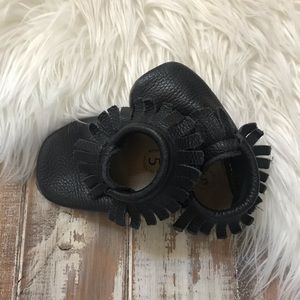 Minimoc black moccasins